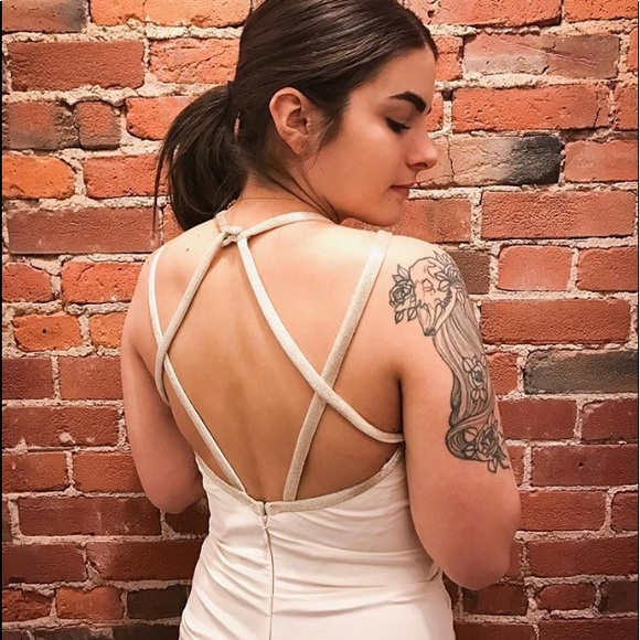 Form fitting Nicole Miller Bridal Gown